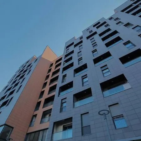 Lägenhet Miku - Luxurious 2bedroom At Olympic