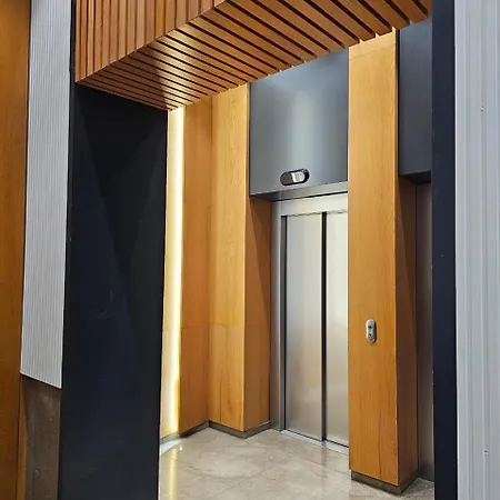 Miku - Luxurious 2bedroom At Olympic Lägenhet Tirana